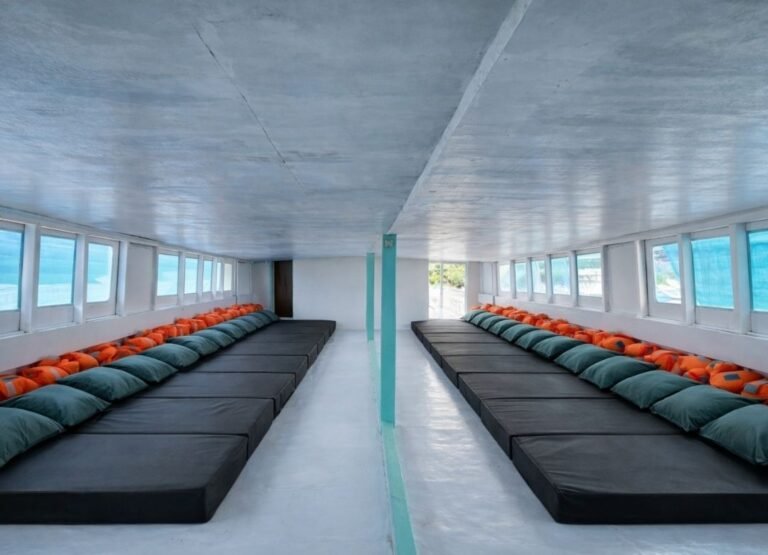 Kompass Komodo Shared Cabin