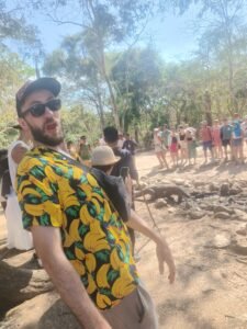 Guest selfie with komodo