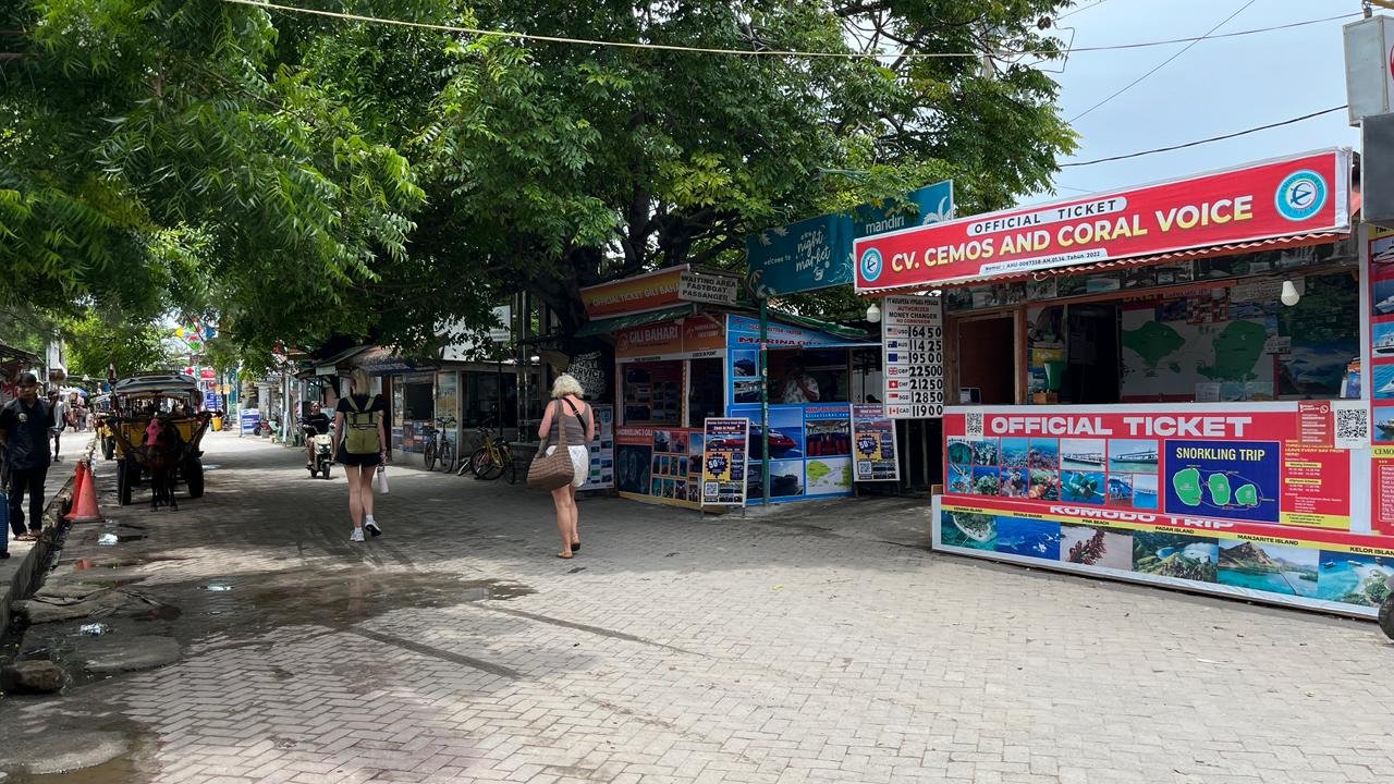 komodo tour travel agent