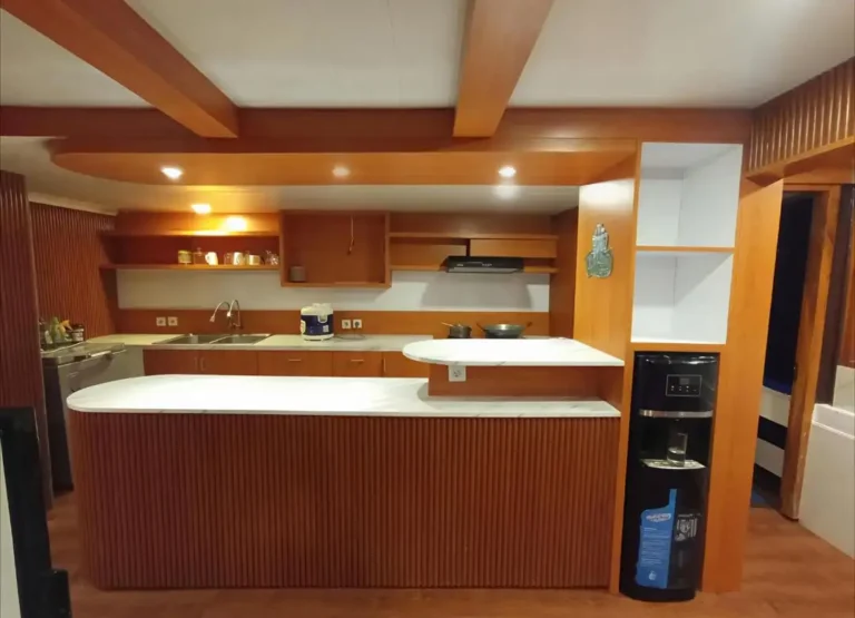 Kitchen Bar Area